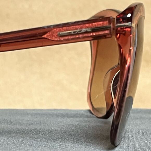 Tom Ford Pink Gradient Oversized Sunglasses - Picture 3 of 10